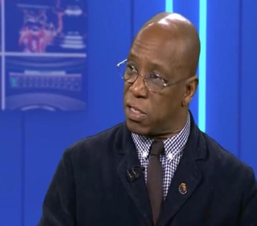 郑凯木意外,踩踏王钰栋,脚踝全程记,开云体育APP,体育博彩APP,在线博彩,下载安装,即时体育投注,直播赛事