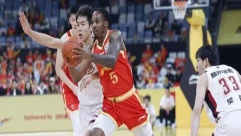 朱芳雨：挑战詹姆斯，我心态坦然，虽知难以匹敌