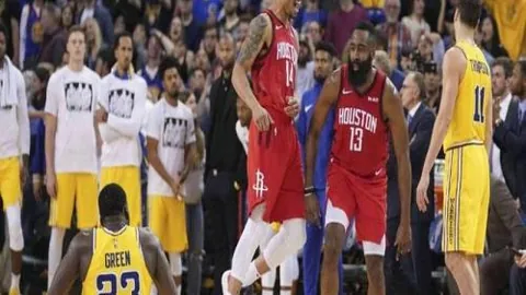 世界田联主席赞扬中国亚冬会组织水平高超